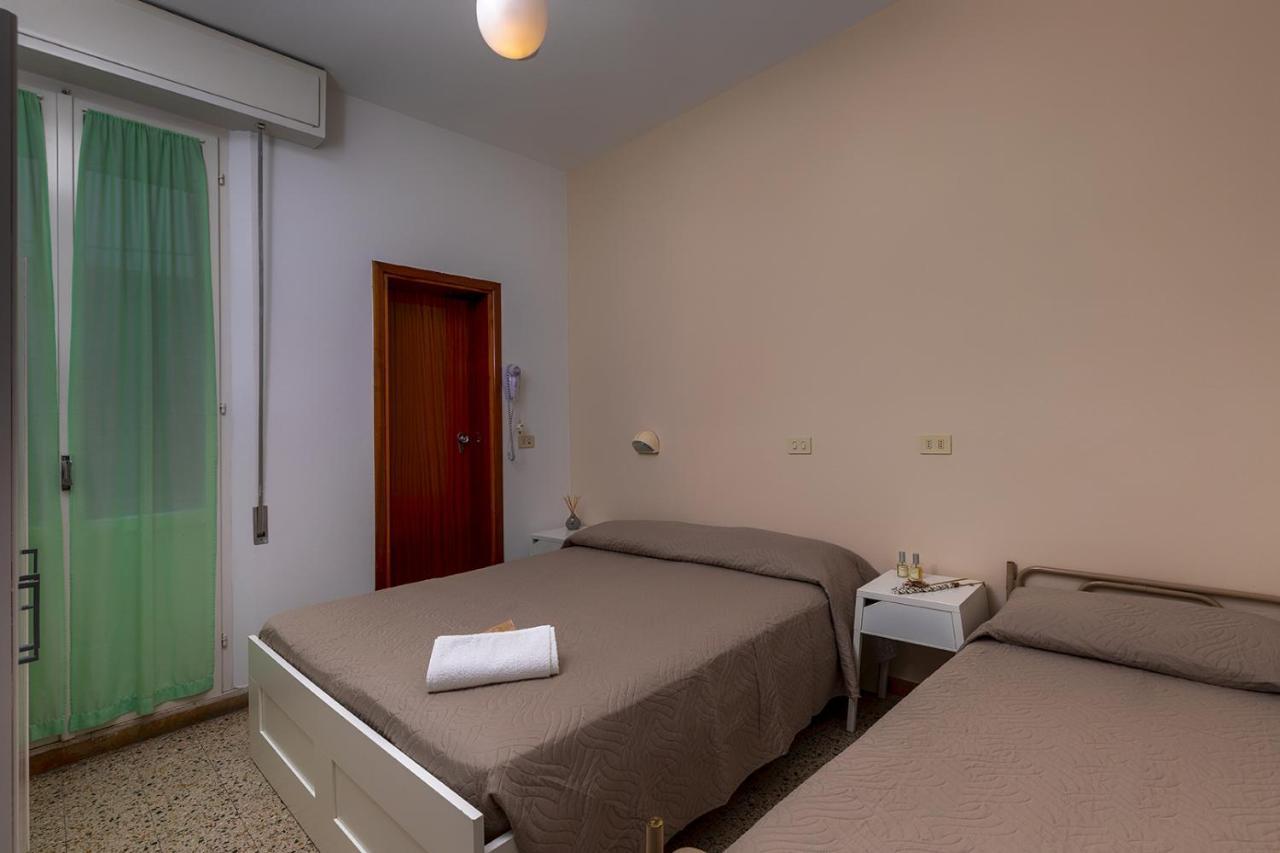 Albergo Gloria Bellaria-Igea Marina Zewnętrze zdjęcie